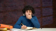 Psicologi: 11 tratti della personalità che spesso indicano un QI molto basso